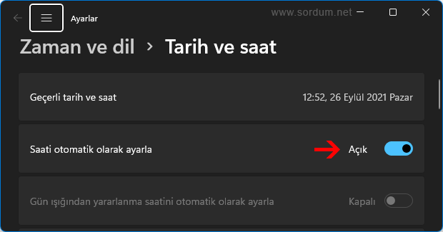 Saati otomatik Ayarla